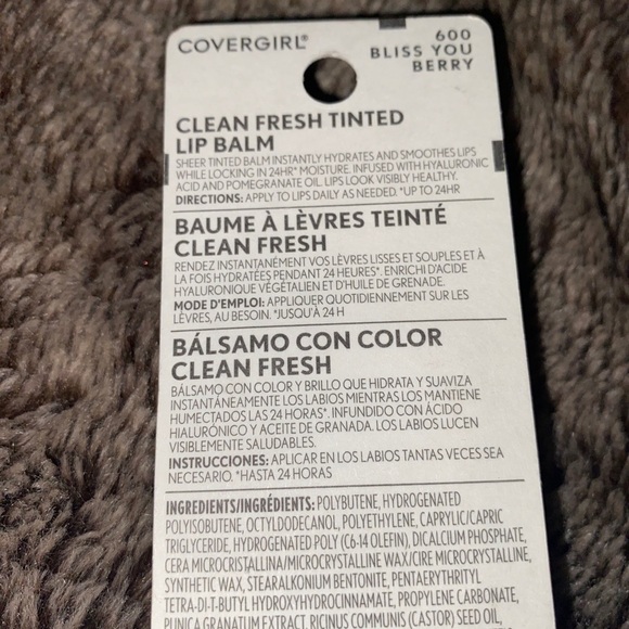 CoverGirl Clean Fresh Lip Balm in Bliss You Berry 600 Full Size New&Sealed - Picture 4 of 5